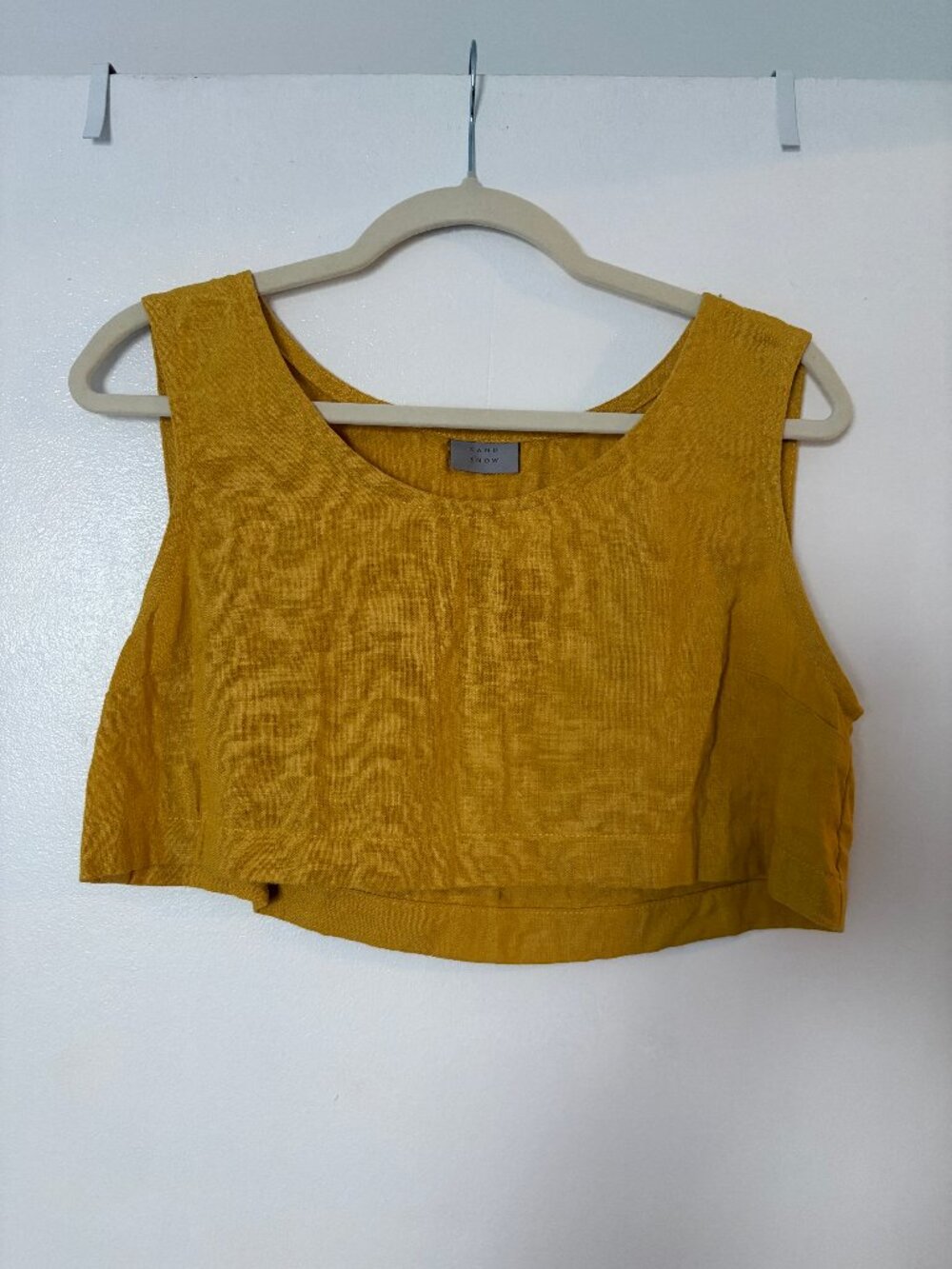 Sand Snow Linen Short Linen Crop Top in Honey, size small
